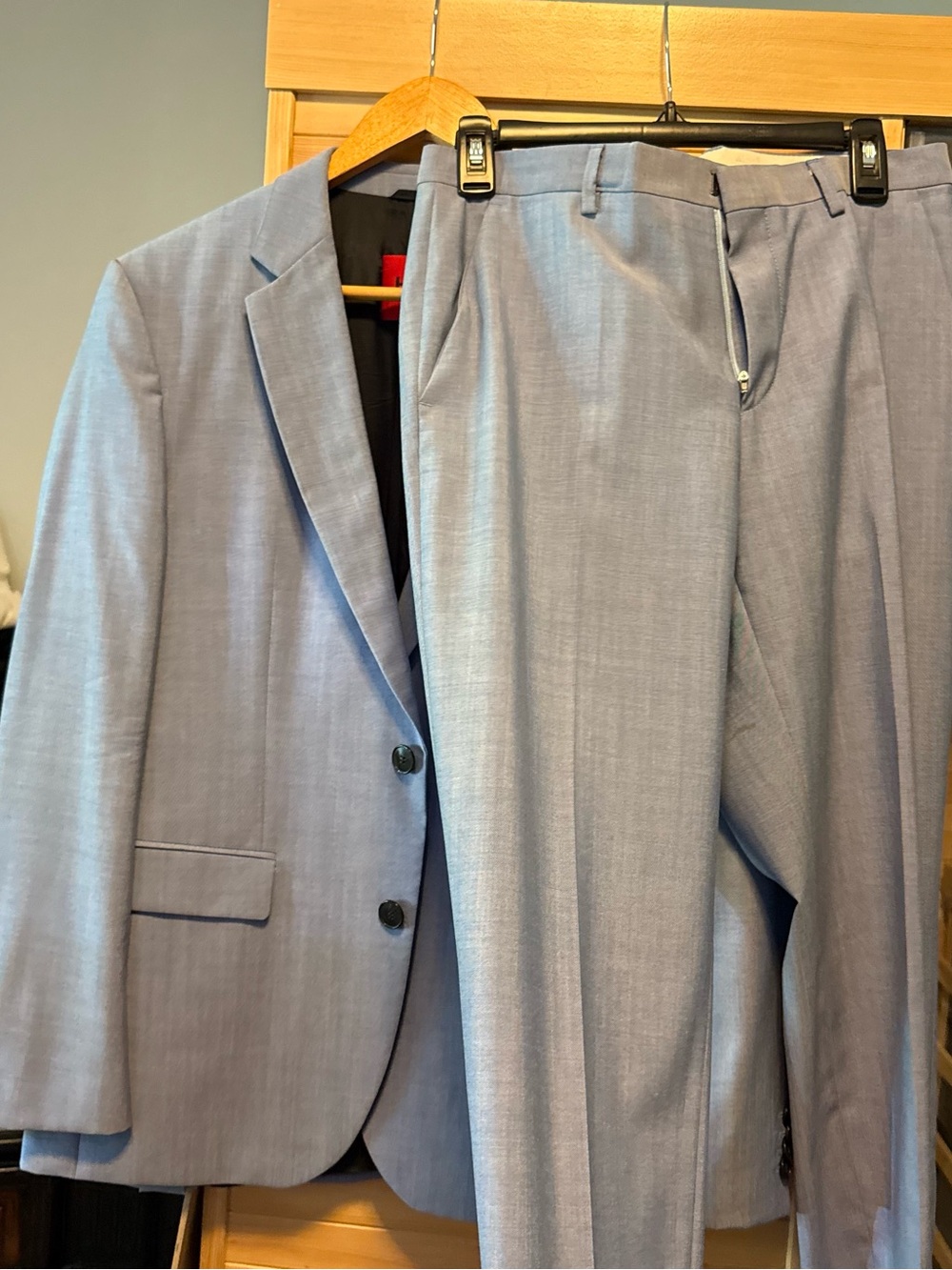HUGO Light Blue Two-Piece Suit Jacket & Trousers